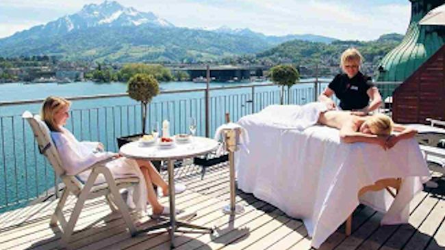 Palace Luzern Offers SPAtacular Rooftop Experience for Ladies