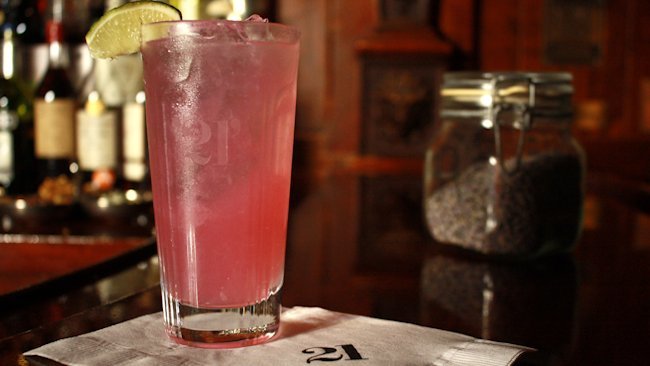 21 Club in New York Creates Cocktails Inspired by Great Gatsby