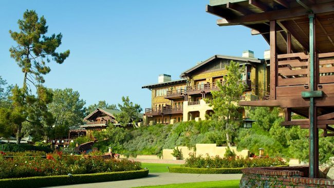 The Lodge at Torrey Pines Offers Valentine's Package