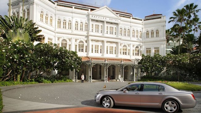 Raffles Hotel Singapore Celebrates 125th Anniversary with Iconic Timepieces