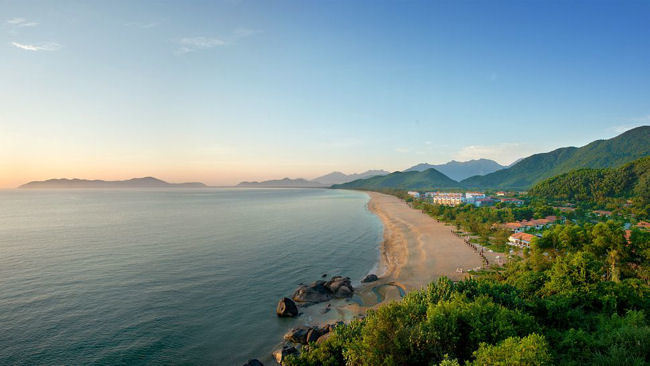 Discover the Exotic Nature of Central Vietnam from the Mountains to the Sea