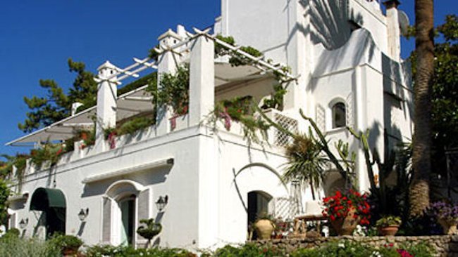 Capri's Villa Le Scale to Reopen After Renovation 