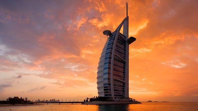 Dubai's Burj Al Arab Hotel Launches Romance Website 