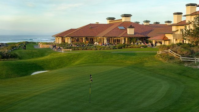 Complimentary Golf at Pebble Beach Resorts