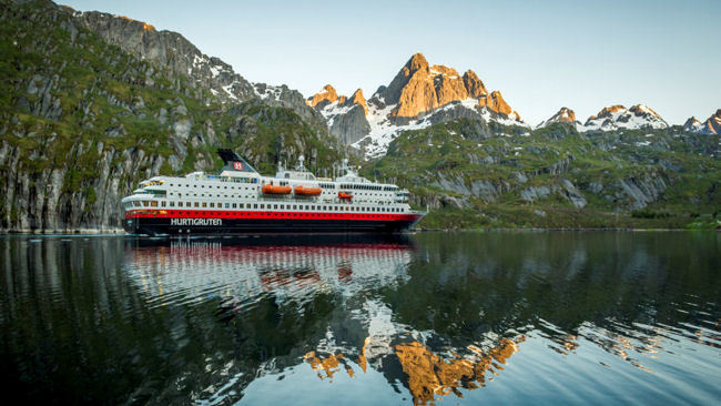 Hurtigruten Launches Exclusive Offers to Celebrate 125 Years of Exploration Travel