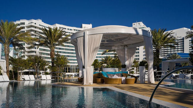 Fontainebleau Miami Beach is Hosting the Ultimate Super Bowl Bash