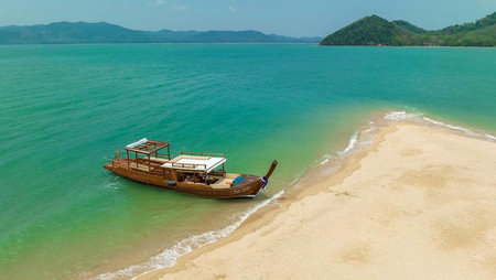 Banyan Tree Krabi Floats New Luxury Longtail Boat to Guests