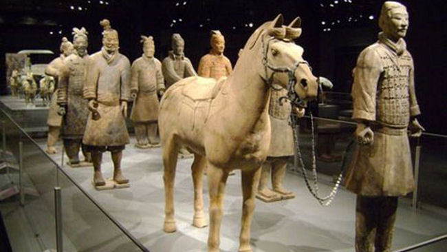 Montreal's Loews Hotel Vogue Offers China's Terracotta Army Package