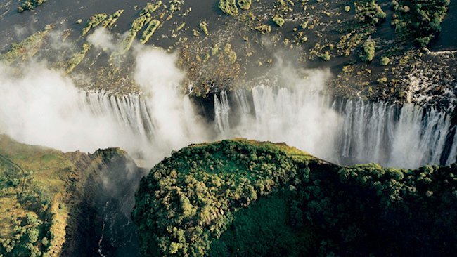 Zambia's Tongabezi Lodge Offers Victoria Falls Package