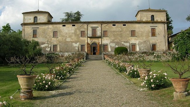 An Authentic Tuscan Experience at Villa Medicea di Lilliano Wine Estate