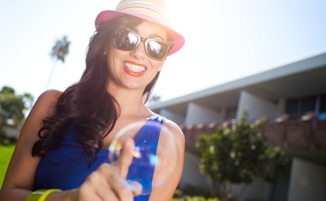 'Me, My Selfie & I' Contest at Scottsdale's Hotel Valley Ho