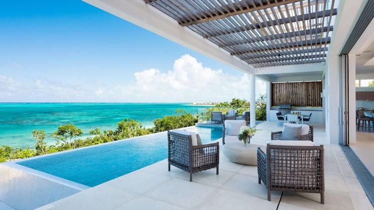 3 Insider Tips on How to Visit Turks and Caicos Now