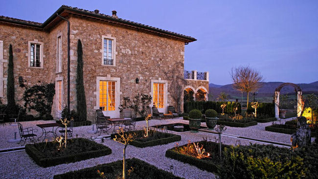Italy's Borgo Santo Pietro Offers Behind-the-Scenes Look at Tuscan Cooking