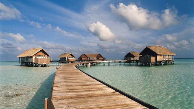 Cocoa Island, Maldives, chooses eco-sunscreen from Aethic