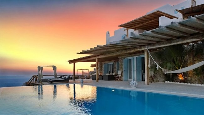 Blue Villas Collection Offers Wellness Vacations in Greece
