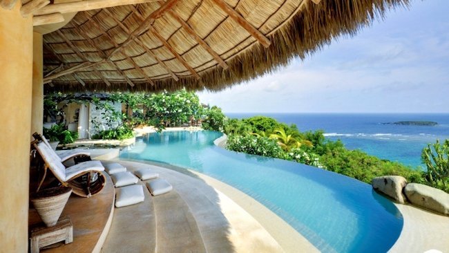 6 Luxurious Villas with Amazing Infinity Pools 