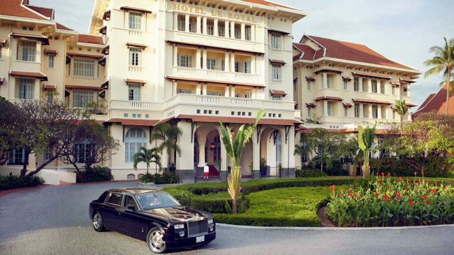 Sip, Savor and Indulge Around the World With Raffles Hotels & Resorts