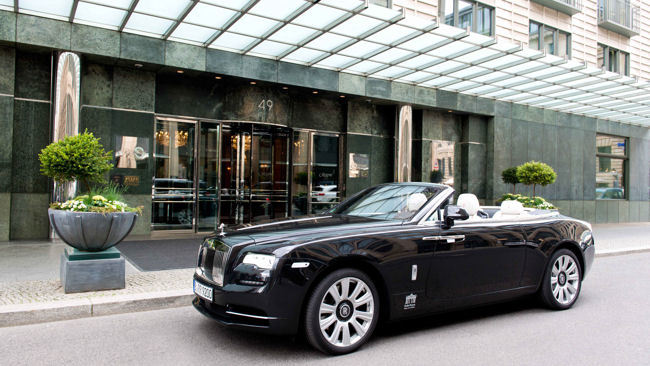 A highly exclusive package by Regent Berlin and Rolls-Royce