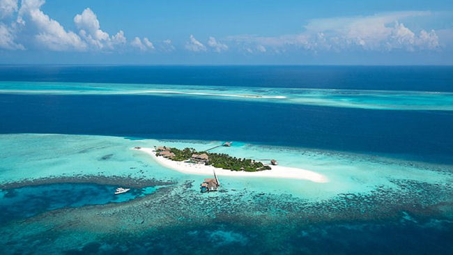 Four Seasons Maldives Protects Threatened Biosphere