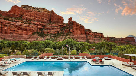 Indulge in Opulence: Exploring the Best Luxury Resort Destinations in the USA