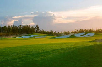 Vietnam Becomes a Golf Resort Destination