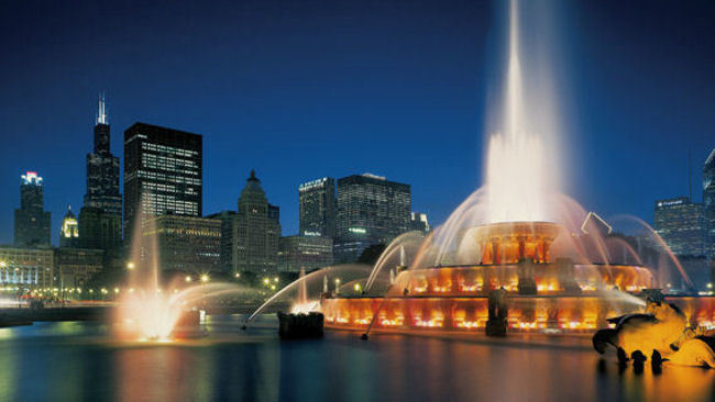 Fairmont Chicago Offers $10,000 Luxury Shopping Package