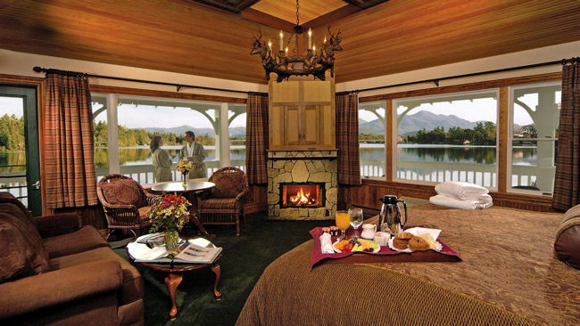 Lake Placid's Mirror Lake Inn Offers Active Fall Travel Packages