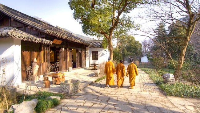 Hangzhou Initiates Open Door Policy for Tourists