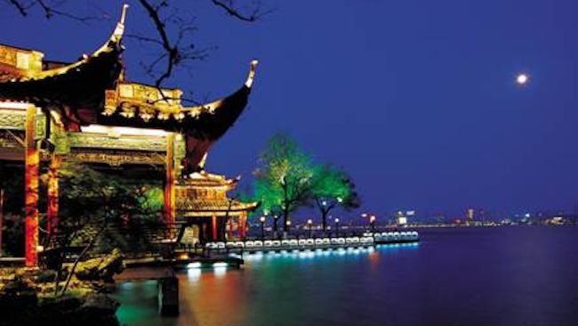 The 10 Mystical Sites of Hangzhou's West Lake 