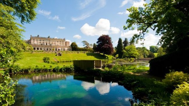 UK's Cowley Manor Offers Boutique Shopping