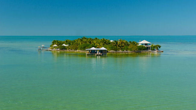 Arrive In Style For A Private Island Villa Vacation At Cayo Espanto