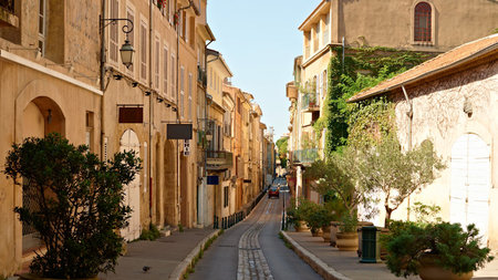 Fountains, Art, and Elegance: 6 Ideas for Planning Your Own Walking Tour in Aix En Provence