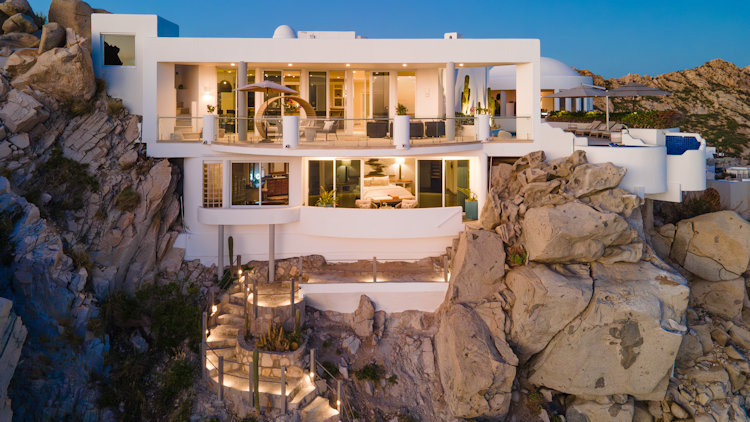 Cabo Platinum - Cabo San Lucas Luxury Villas, Yachts & Concierge Services-slide-1