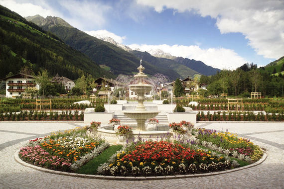 Alpenpalace Deluxe Hotel & Spa Resort - South Tyrol, Italy-slide-3