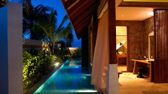 Jumeirah Vittaveli Maldives, Exclusive 5 Star Luxury Resort-slide-1