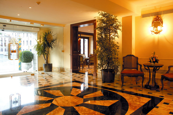 Palazzo Sant'Angelo sul Canal Grande - Venice, Italy - 4 Star Luxury Hotel-slide-10