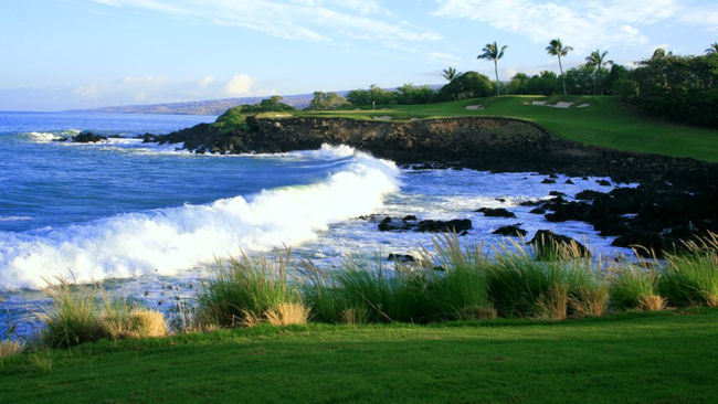 Mauna Kea Beach Hotel - Kona, Big Island, Hawaii - Luxury Resort-slide-4