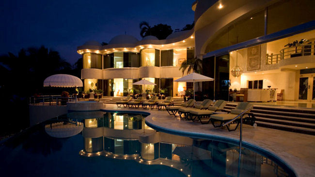 Villa Paraiso - Puerto Vallarta, Mexico - 5 Star Luxury Vacation Rental-slide-17