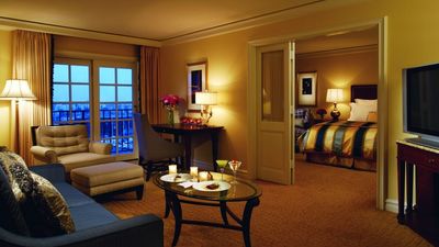 The Ritz Carlton Marina Del Rey, California Luxury Hotel
