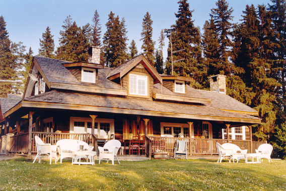Little Beaver Creek Ranch - British Columbia, Canada - Exclusive Luxury Lodge-slide-3