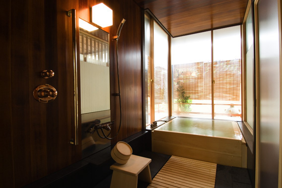 Hiiragiya Ryokan - Kyoto, Japan - Luxury Inn-slide-1