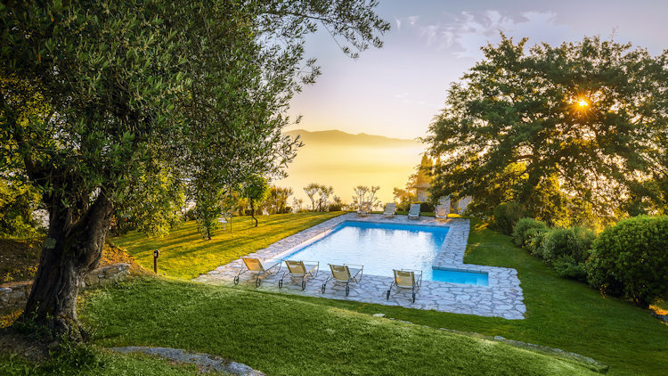 Home in Italy: The Finest Collection of Luxury Villas Since 1994-slide-15