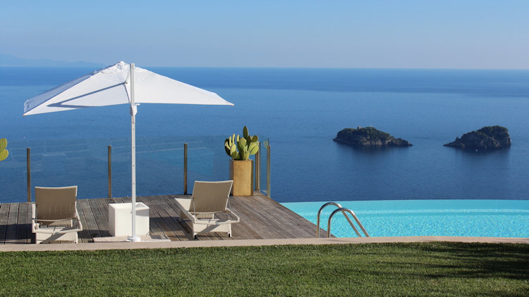 Home in Italy: The Finest Collection of Luxury Villas Since 1994-slide-7