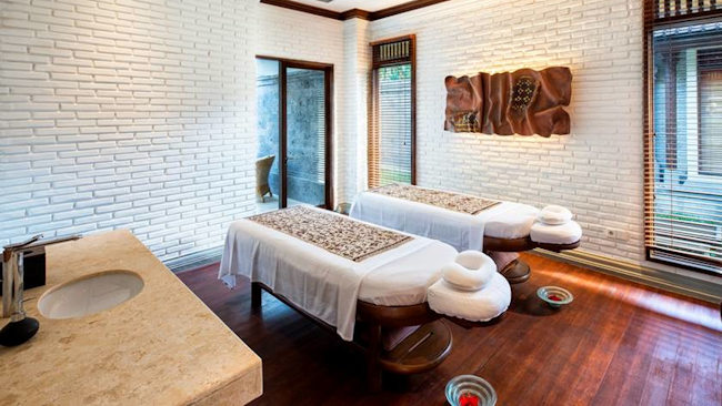 The Chedi Club Tanah Gajah Ubud spa treatment room