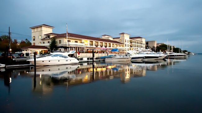 Delamar Greenwich Harbor exterior