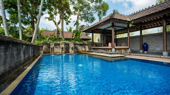 Hadiprana Villa pool