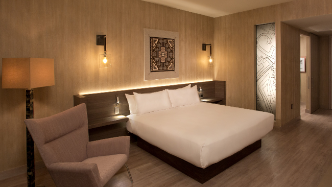 Hotel Chaco guestroom