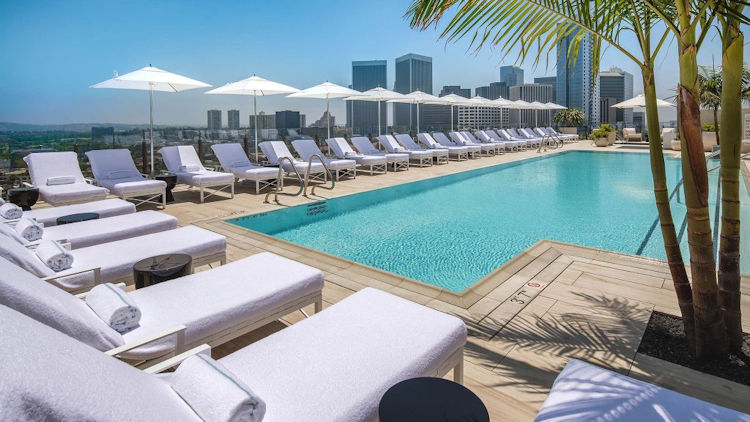 Waldorf Astoria Beverly Hills rooftop pool