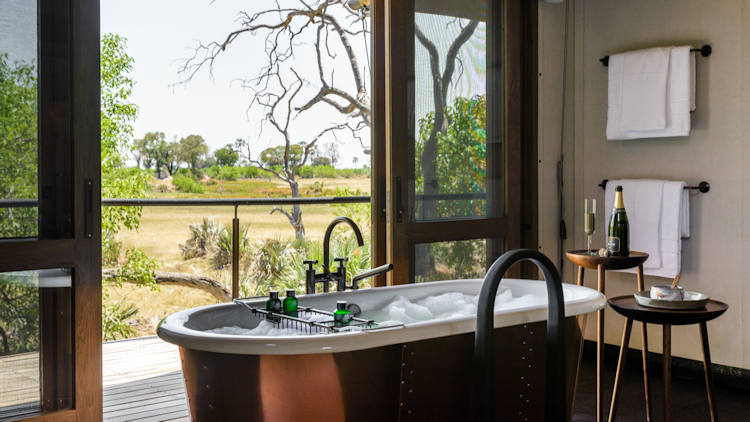 Xigera Safari Lodge bath