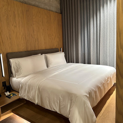 Hotel Volga - sleeping area - Room 301